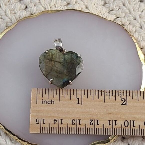 Labradorite Heart Pendant | Sterling Silver Iridescent Gemstone Necklace Charm - Picture 8 of 9